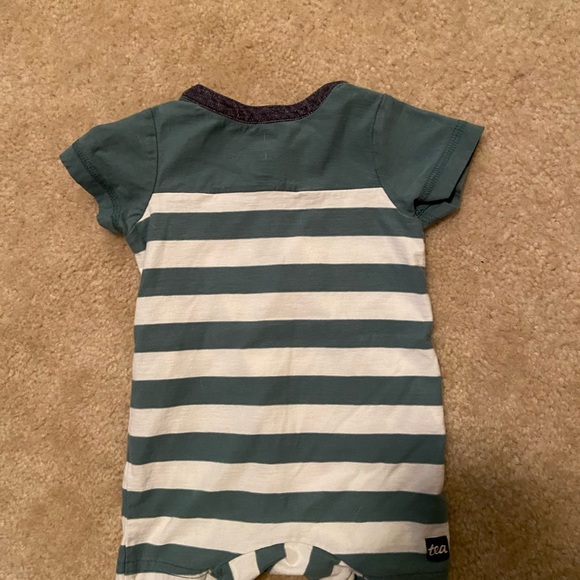 Tea Collection Stripe Shortie - Picture 7 of 8